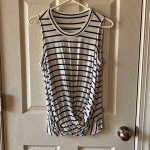 Loft Twist Bottom Tank